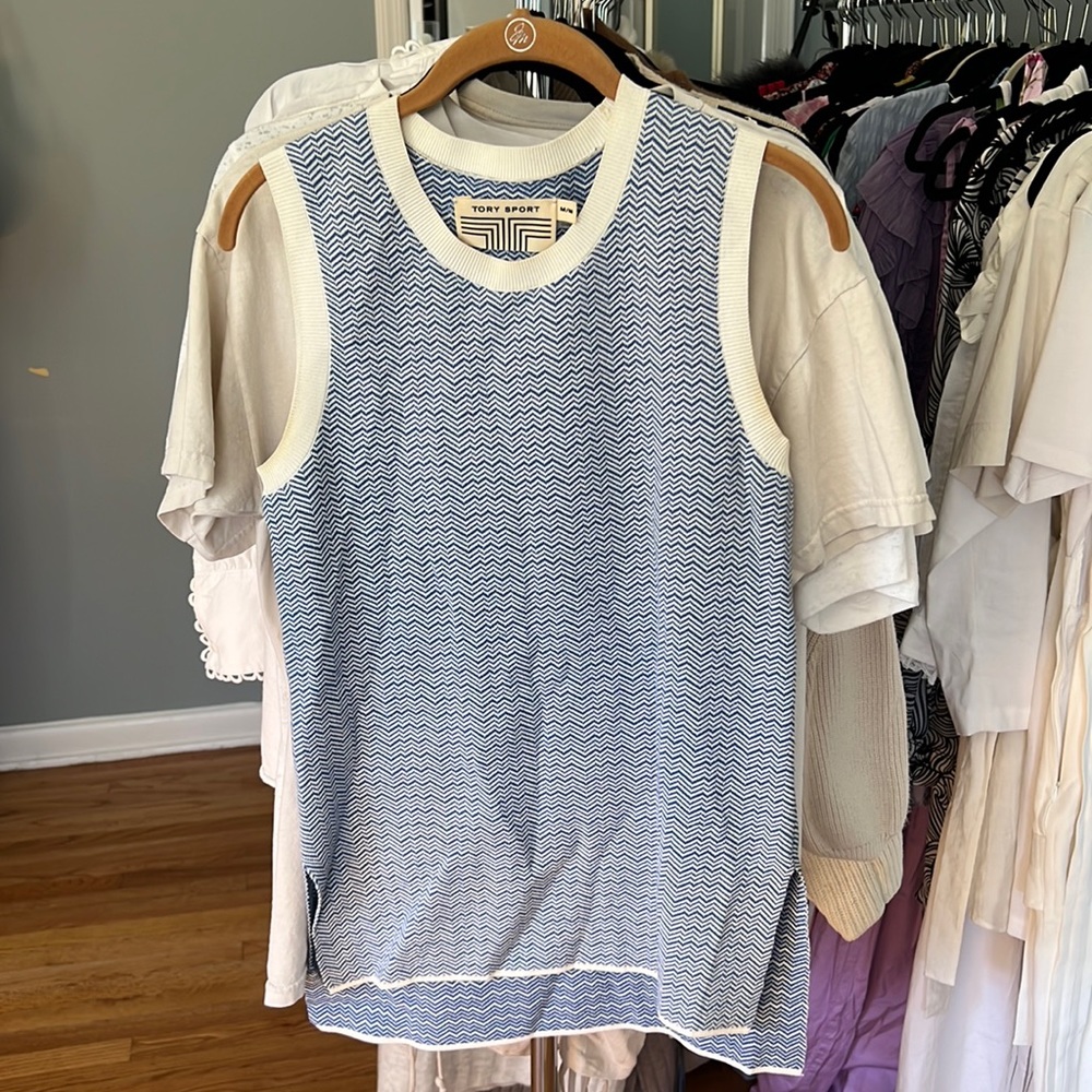 Tory sport tory burch chevron performance tank